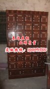 药店中药柜样式新颖，做工精巧