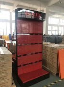 红色配件货架