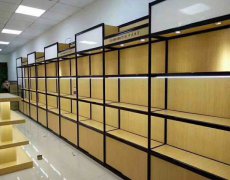 开封西湖铁木结合化妆品展柜